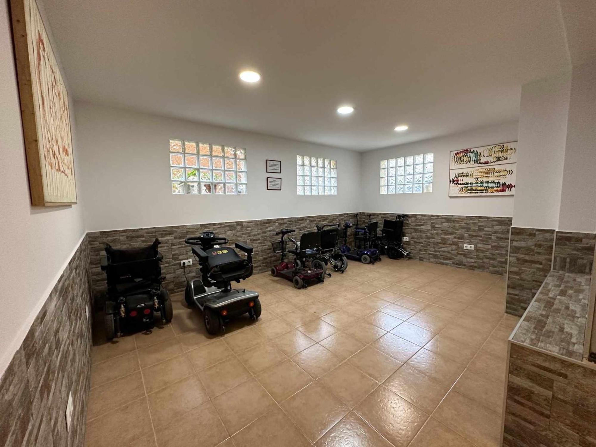 Estudio Pyr Privado Frente Al Puerto De Фуэнхирола Экстерьер фото