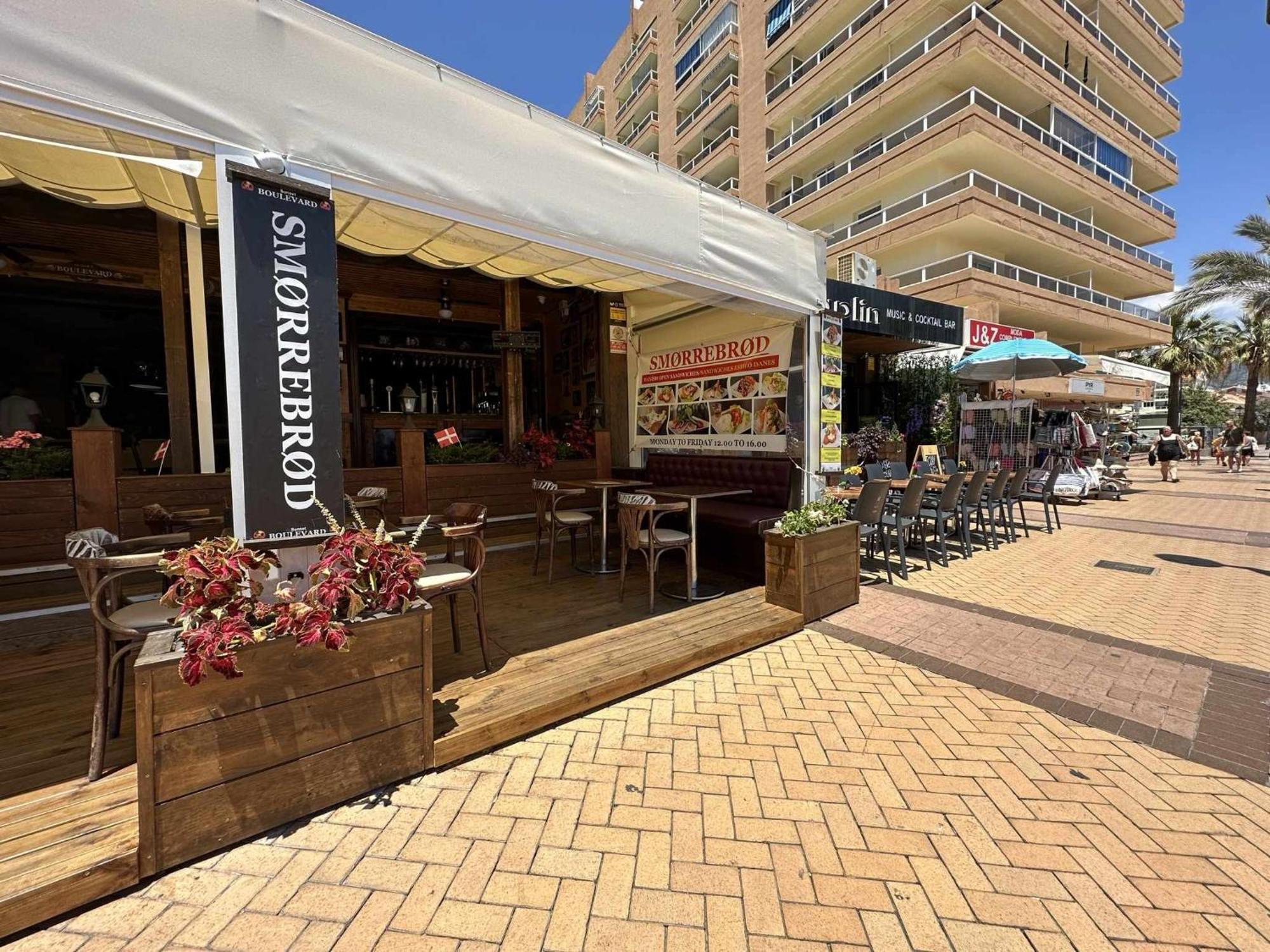 Estudio Pyr Privado Frente Al Puerto De Фуэнхирола Экстерьер фото
